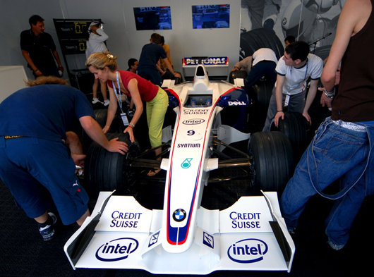 BMW Sauber Pit Lane Park 3