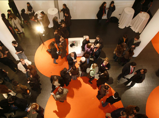 FLOS Presentación Architectural 2