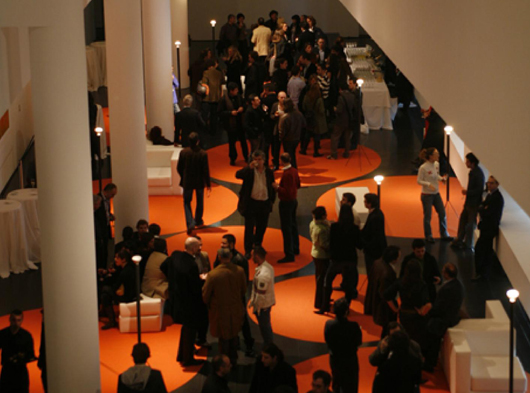 FLOS Presentación Architectural 3